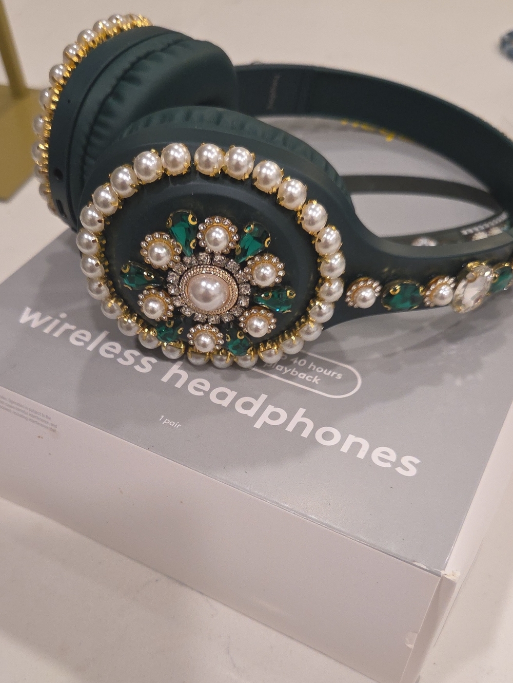 Wireless Decorative Pearl & Gem Green Headphones